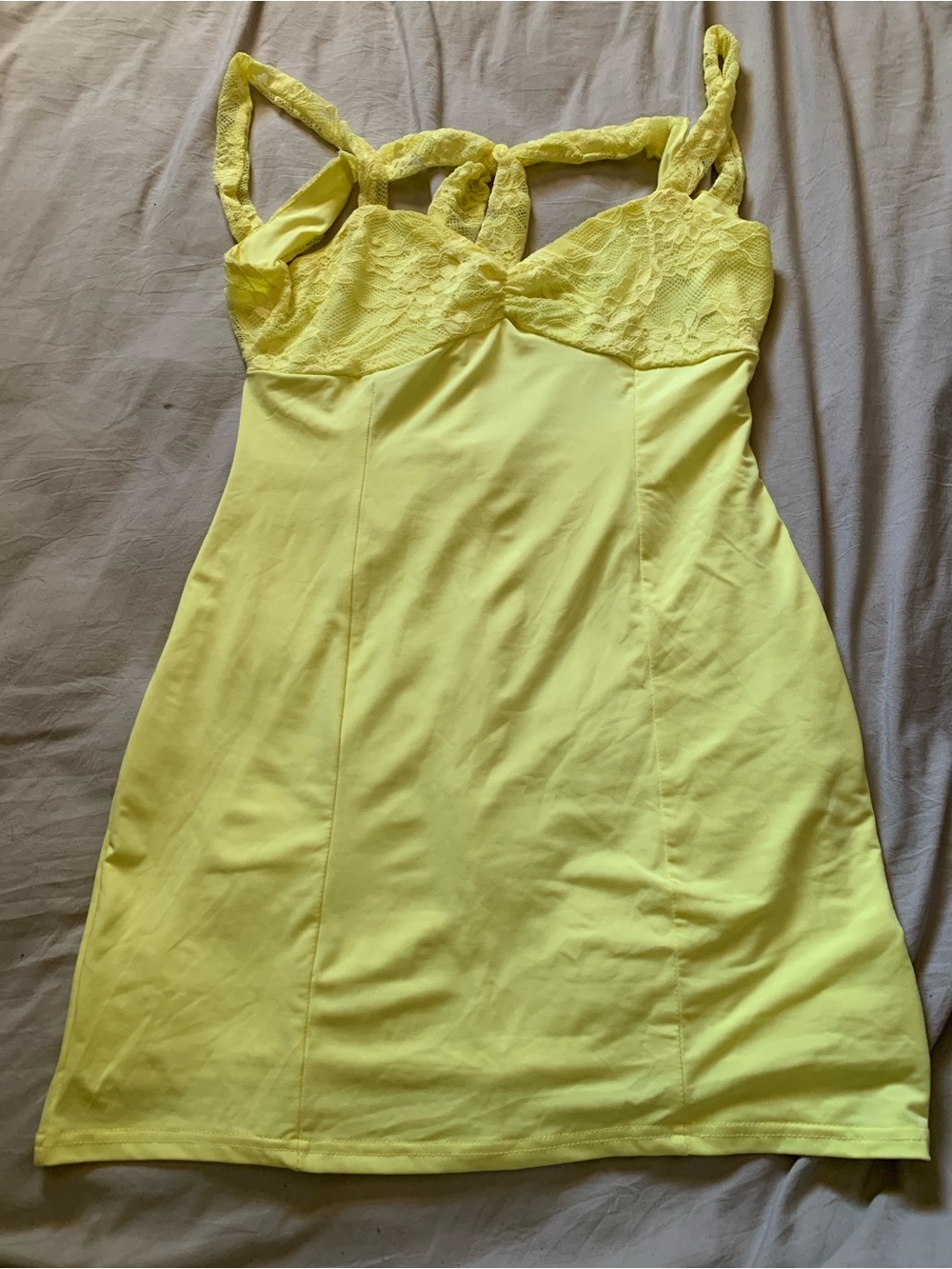 YELLOW MINI DRESS ‼️
